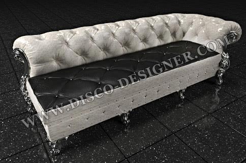 Luxuriöse Barock-Sofa - mit Beinen im Gold/Silber-Finish